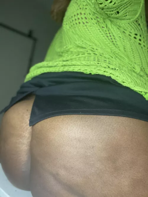 [SELLING] Smother ready for video calls, audio calls & sexting. CashApp & Amazon GC & Bitcoin| Skype & Telegram
