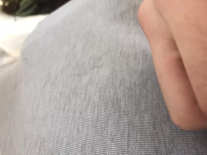 Send me confessions, videos to jerk off too, I’m open to a lot so don’t be shy ;)