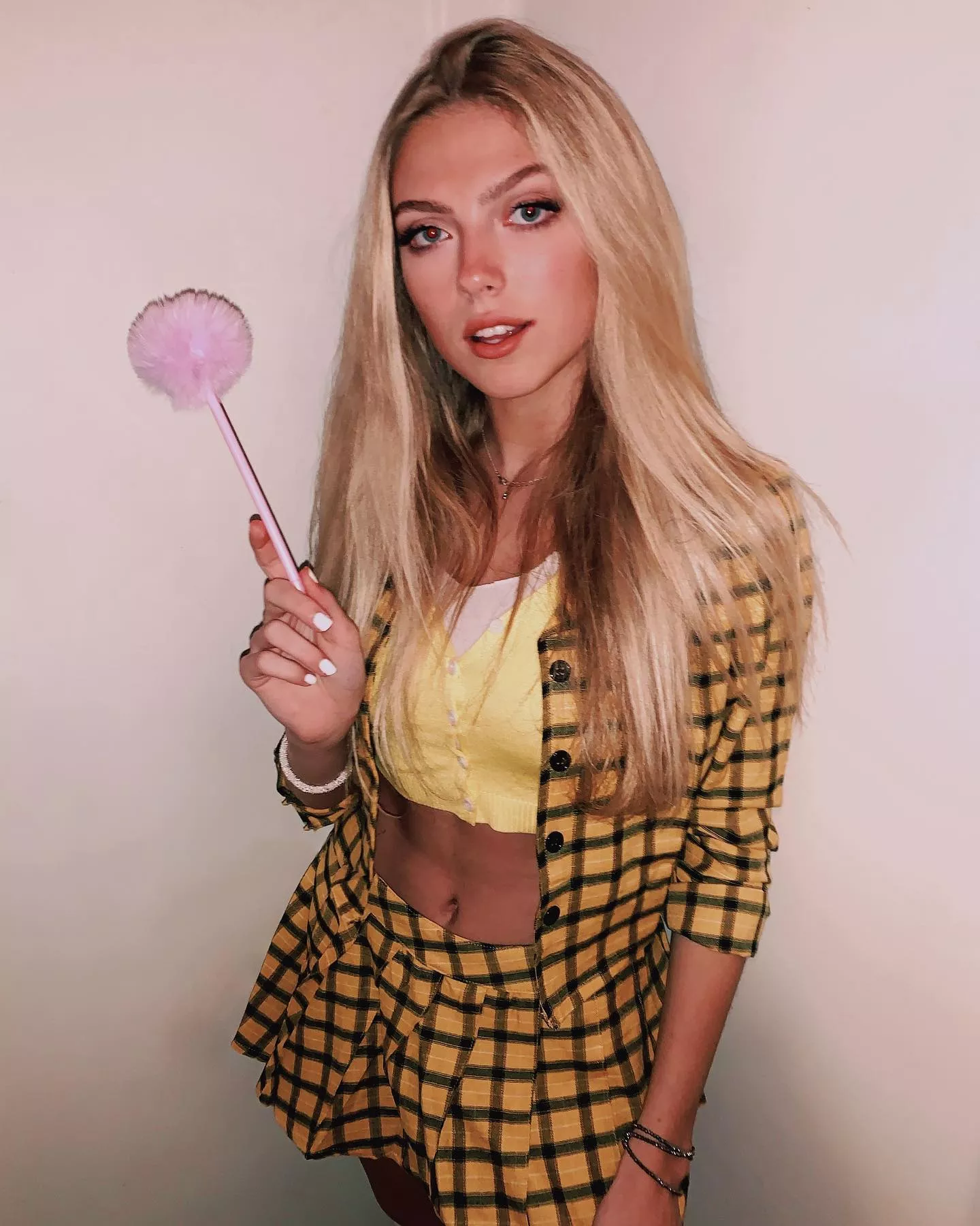 Sexy babe