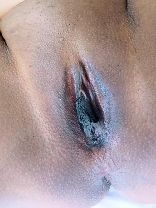 Shaved my pussy today [F] do you like it hairy or bald? I personally prefer a little bit hair 😉