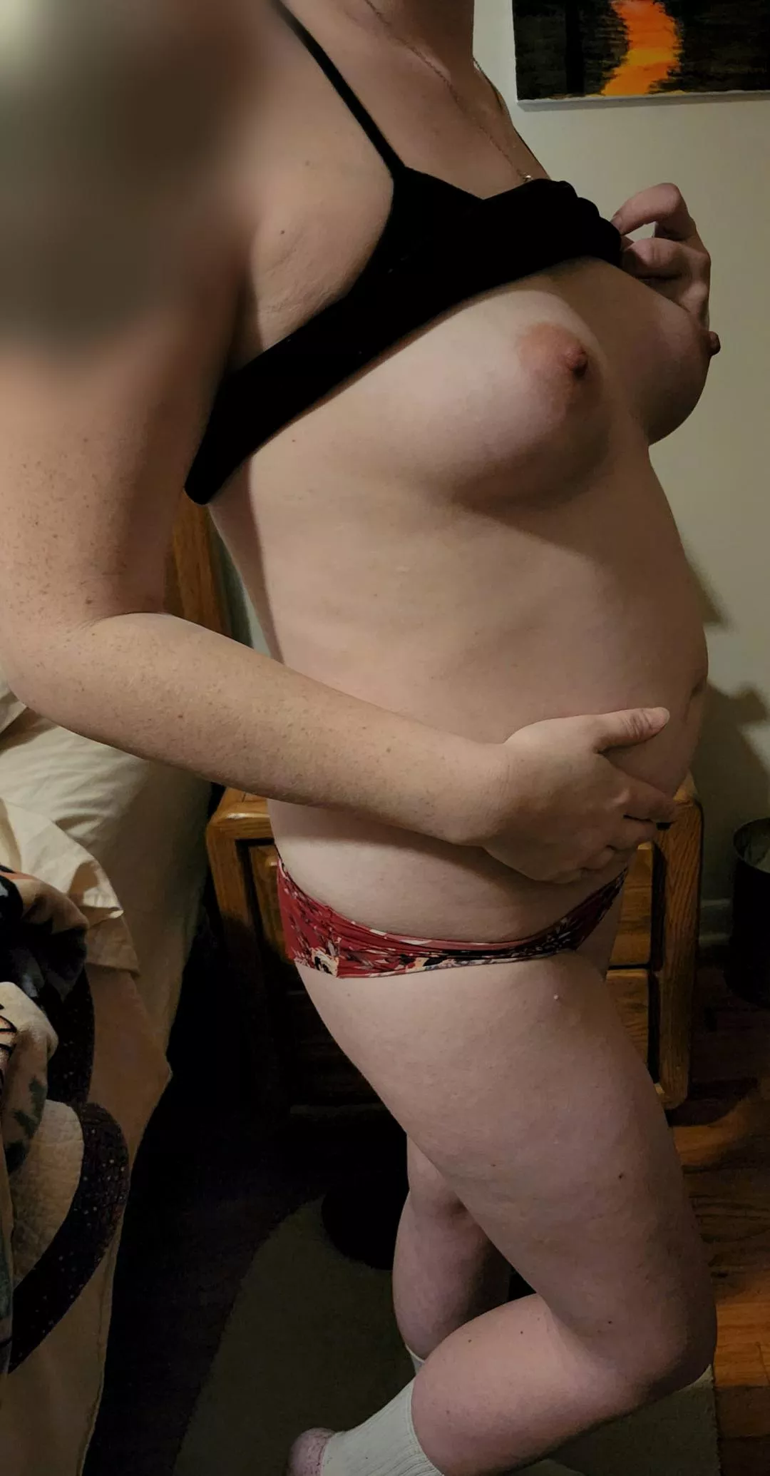 She doesn't feel as sexy being pregnant. Who disagrees?