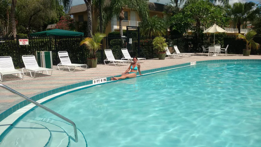 She has a Fantastic Body and she's 60