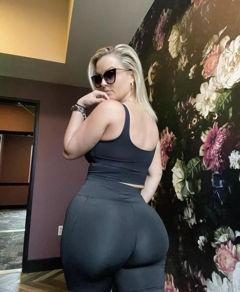 Shes back 👀