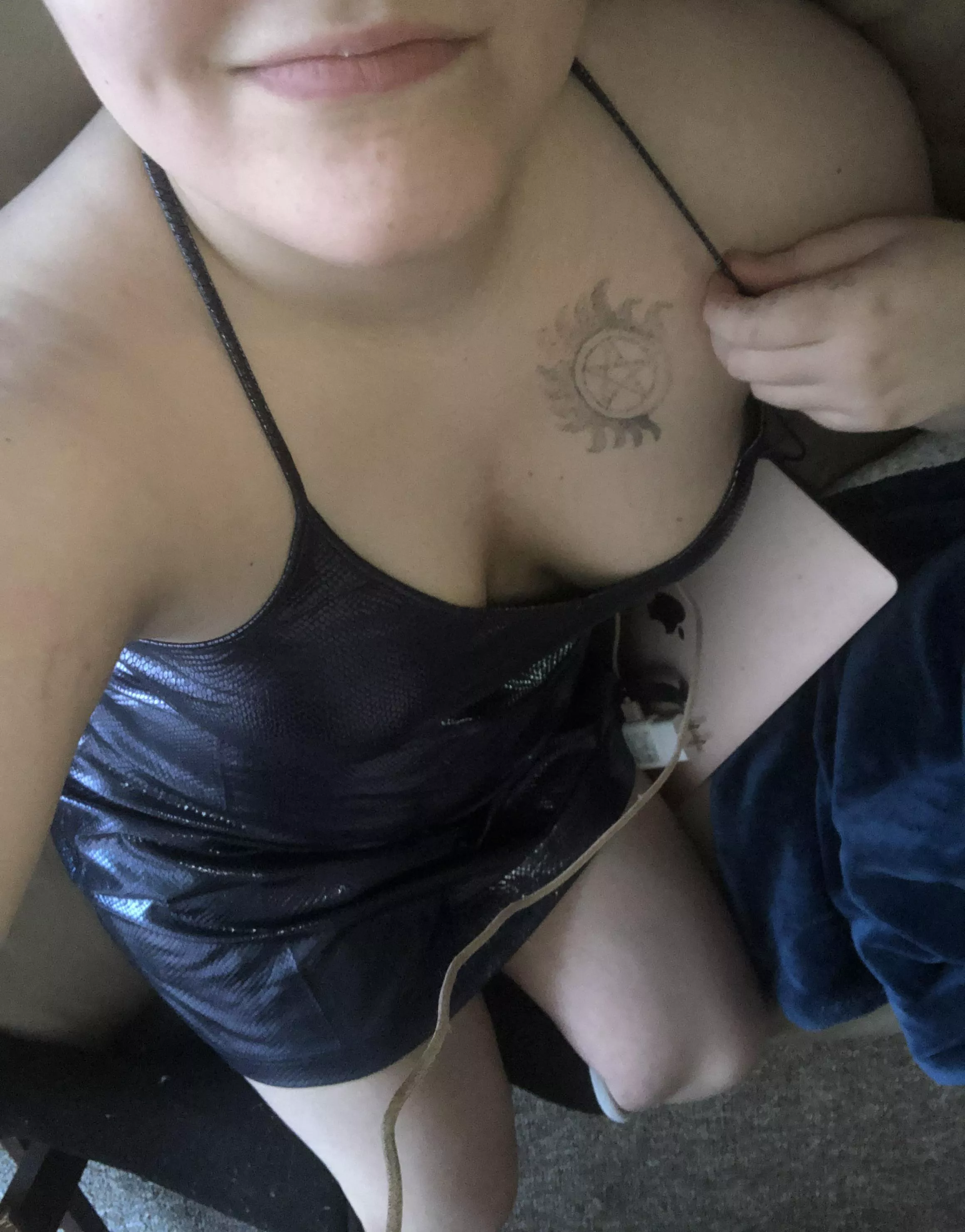 shiny dress 🥰