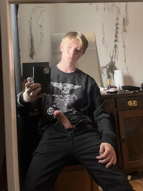 Should I keep it unzipped?