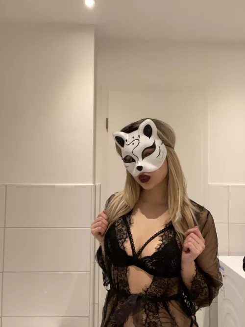 Should I strip in this subreddit more often for you guys?🙄 I'm insecure