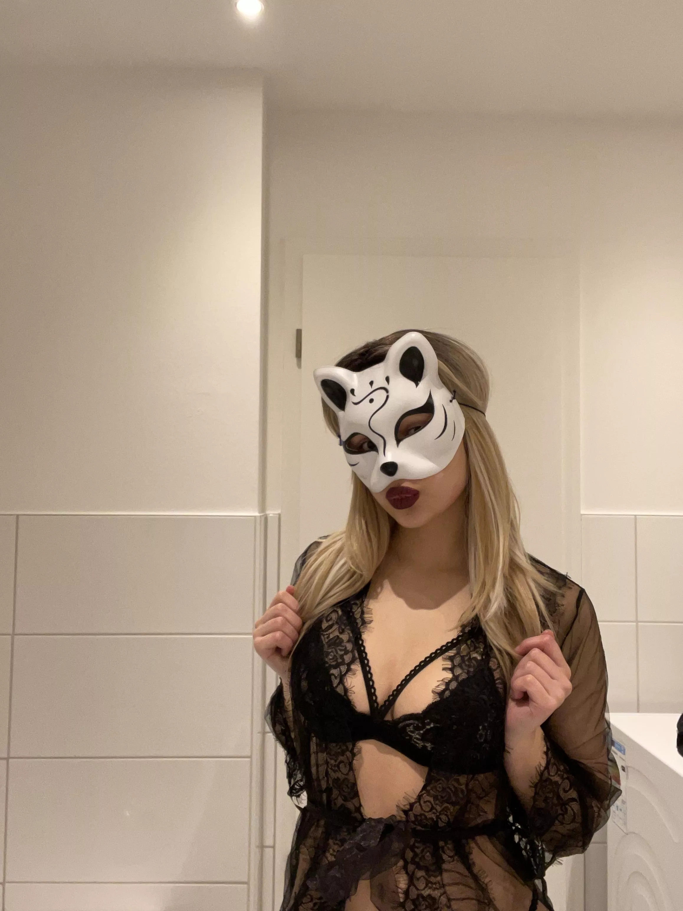 Should I strip in this subreddit more often for you guys?🙄 I'm insecure