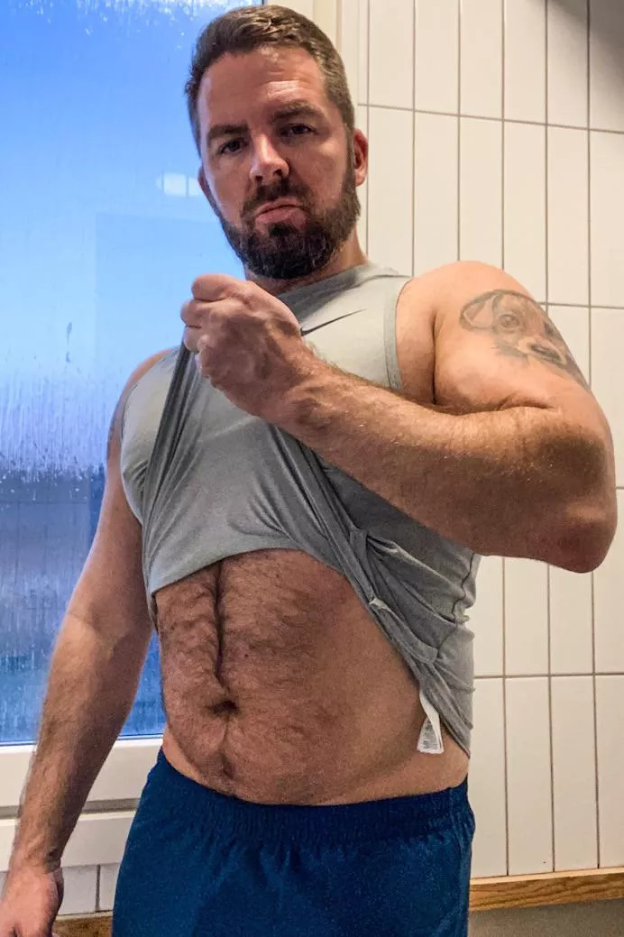 Show more? 😏🐻