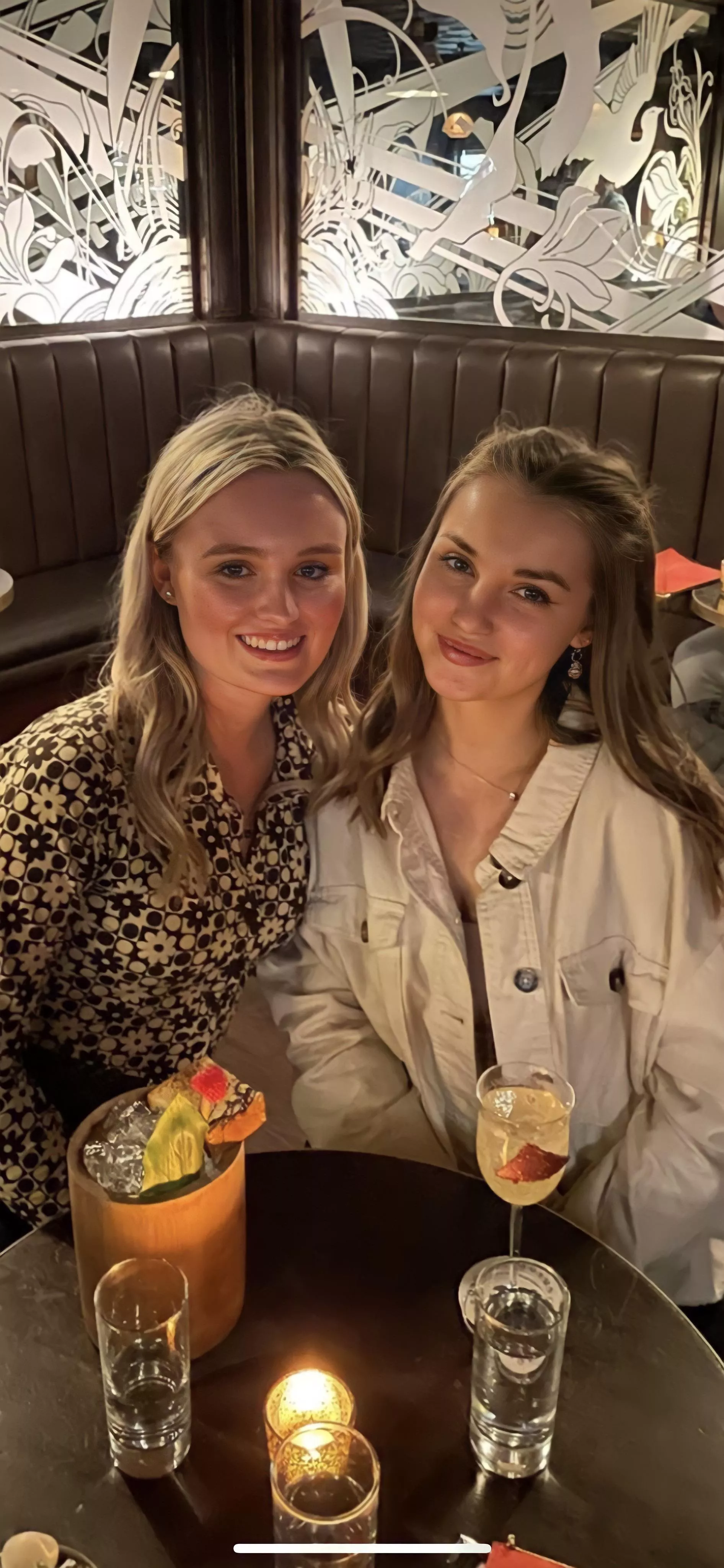Sisters [2]