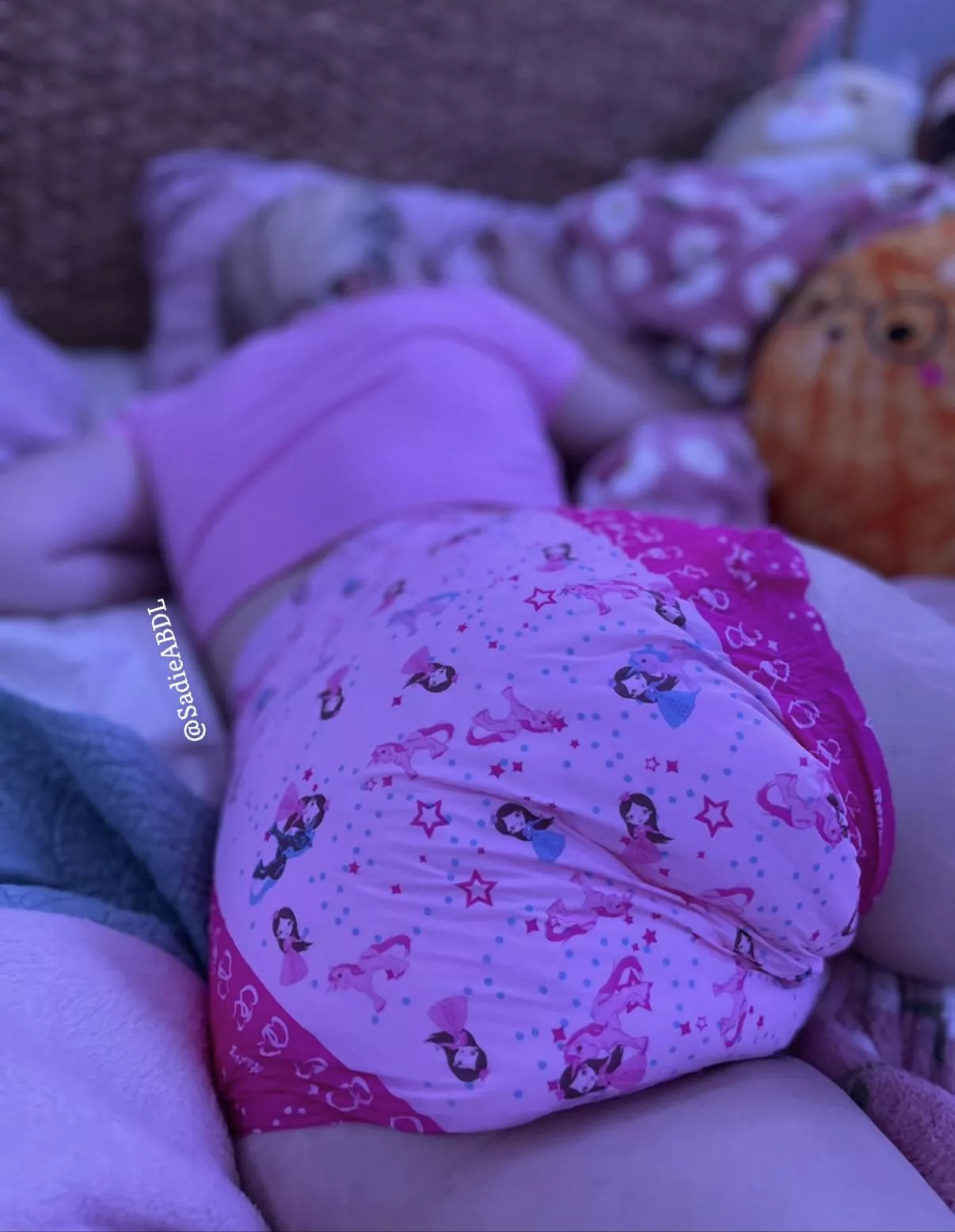 Sleepin in a soggy, very squishable diaper 💦 As usual 😌