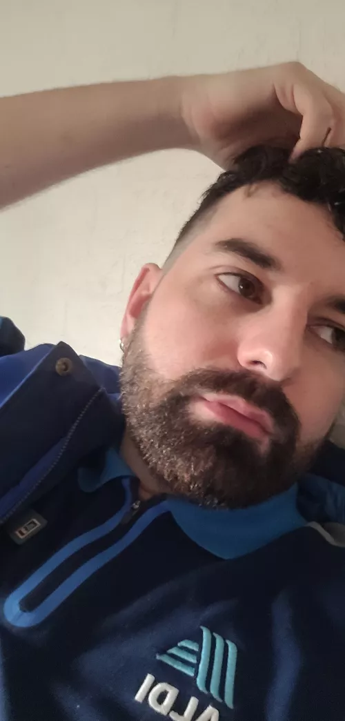 slowly giving up on guys, anyone wanna play Mario Kart after work? 😌