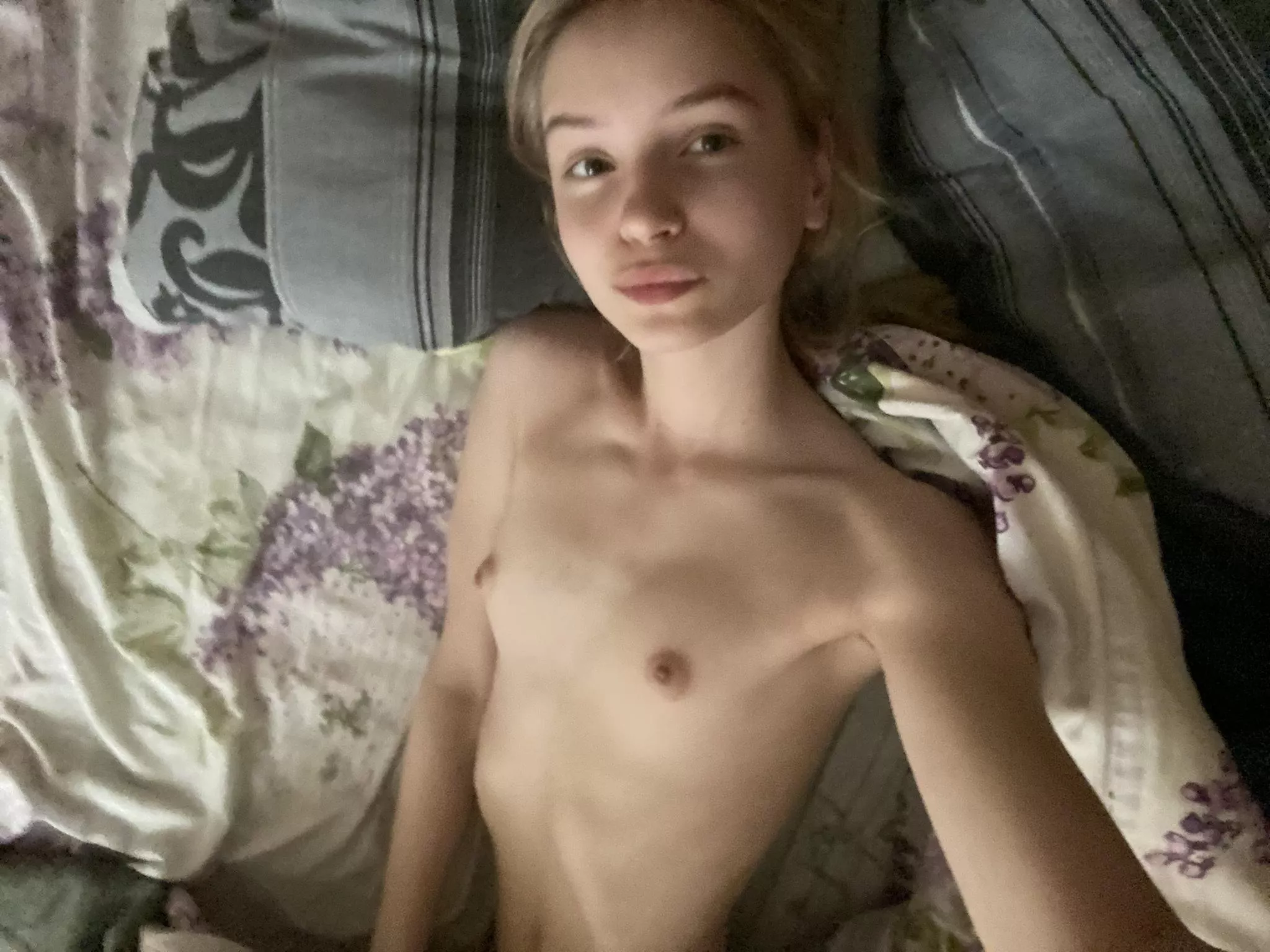 Small or cutie boobs?)😏😻 I’m 18y.o
