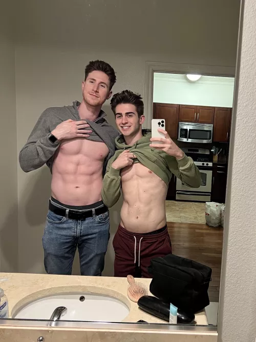 Smiling because we’re having a good day, we hope you are too 🤠