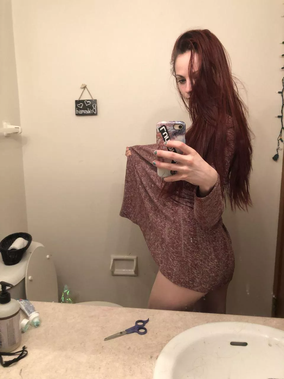 Sn@p scarlet_thom44 if you want some cei first like gets a little reward 🤤😘😘😘🥰