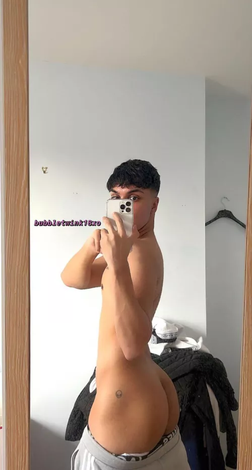 So… would you f*ck me? 😏