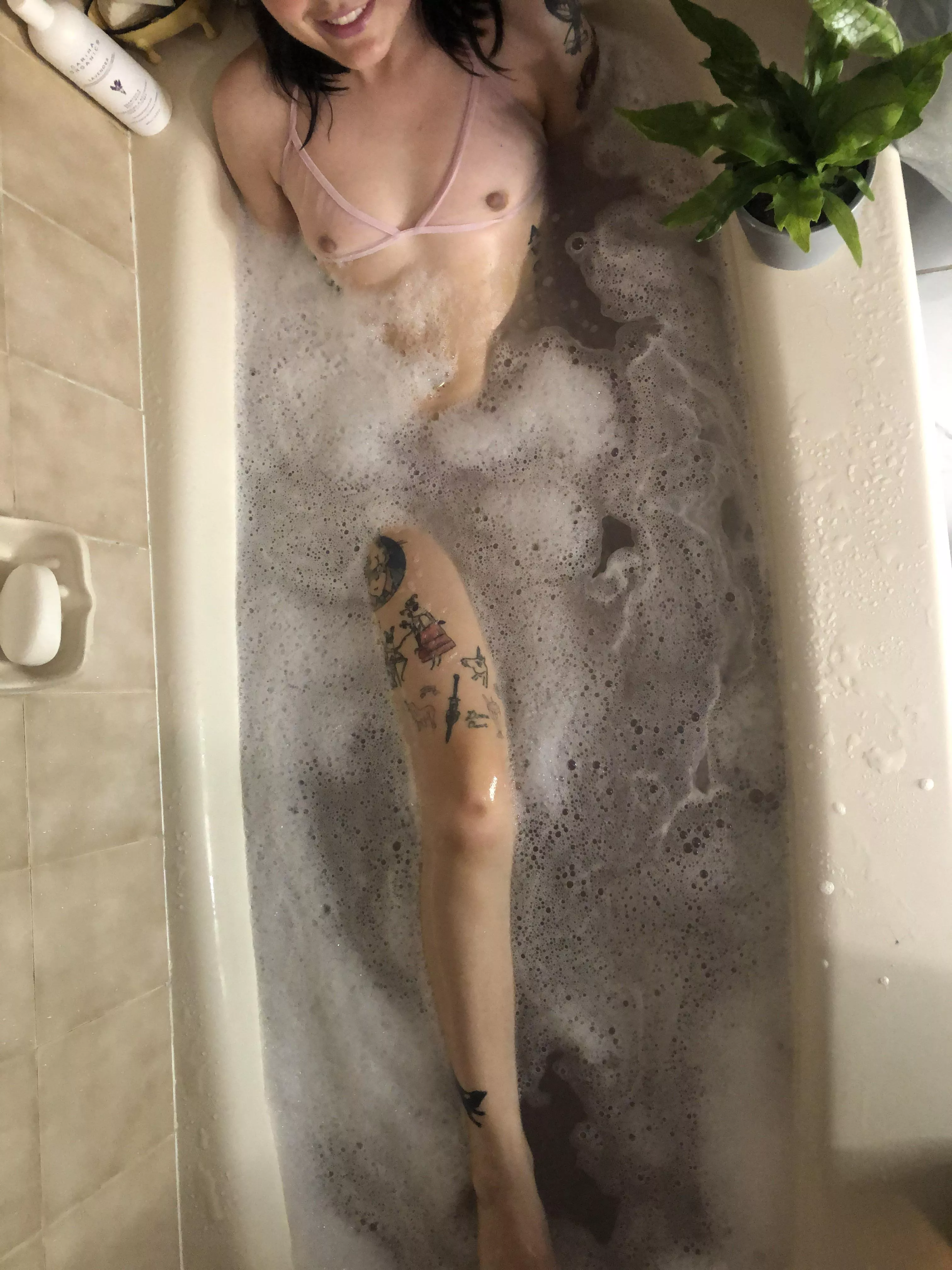 Soap up my small boobies 🥰Hehehe