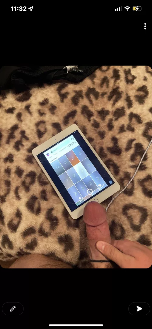 someone plz give me joi and help me cum everywhere