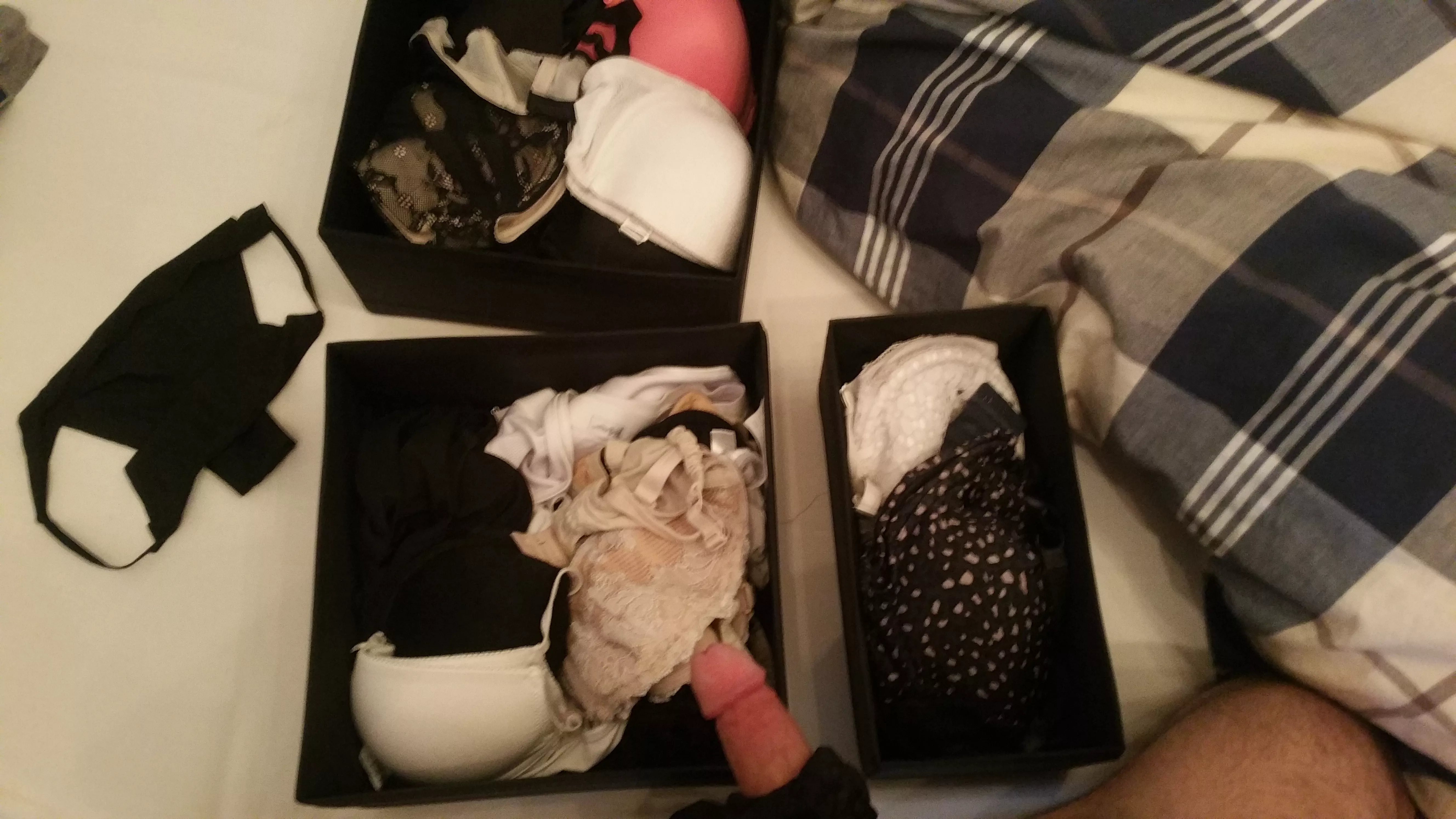Spending the night in my best friend's parents' room when they are away is always a pleasure with his mother's underwear. Thoughts? Spending the night in my best friend's parents' room when they are away is always a pleasure with his mother's underwear. Thoughts?