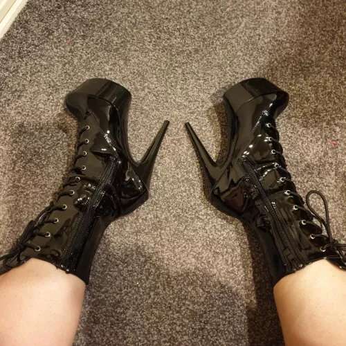 spicy new heels 👠