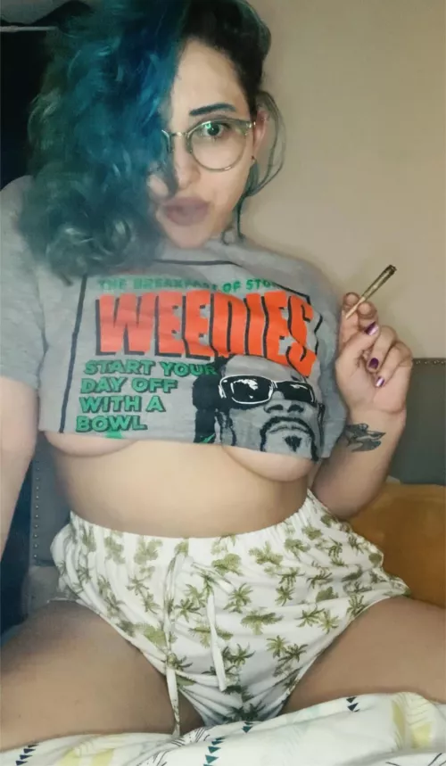 Start your day off with a bowl of this 😜🍃🍒 [by Cosplaying Cryptid]