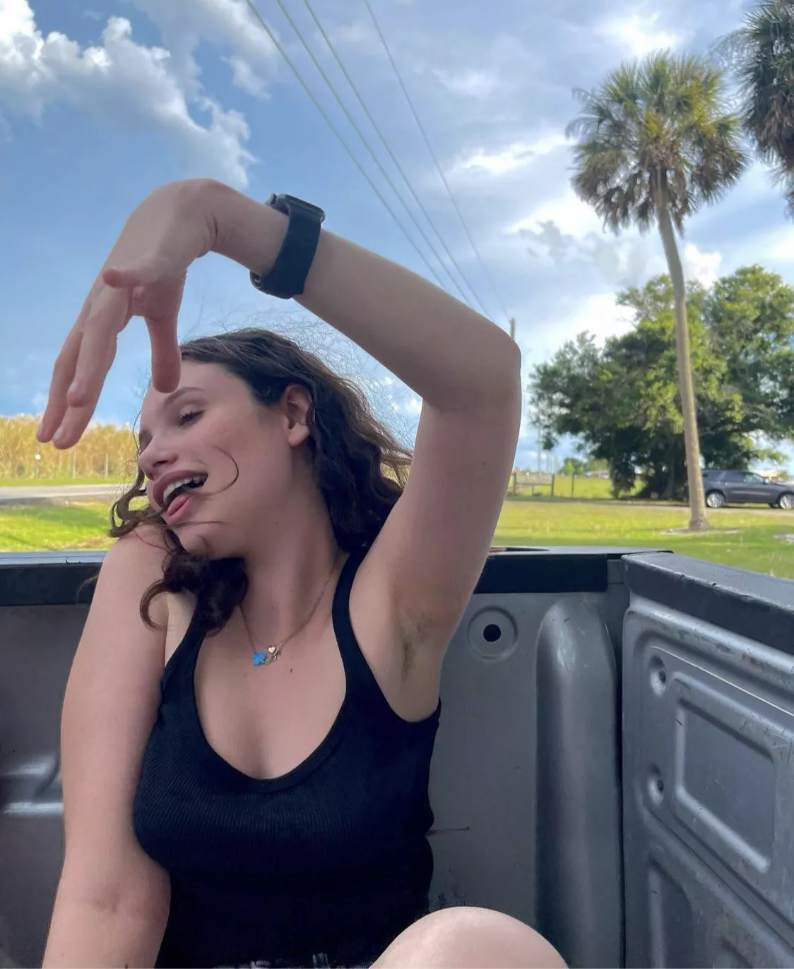 Stinky armpit