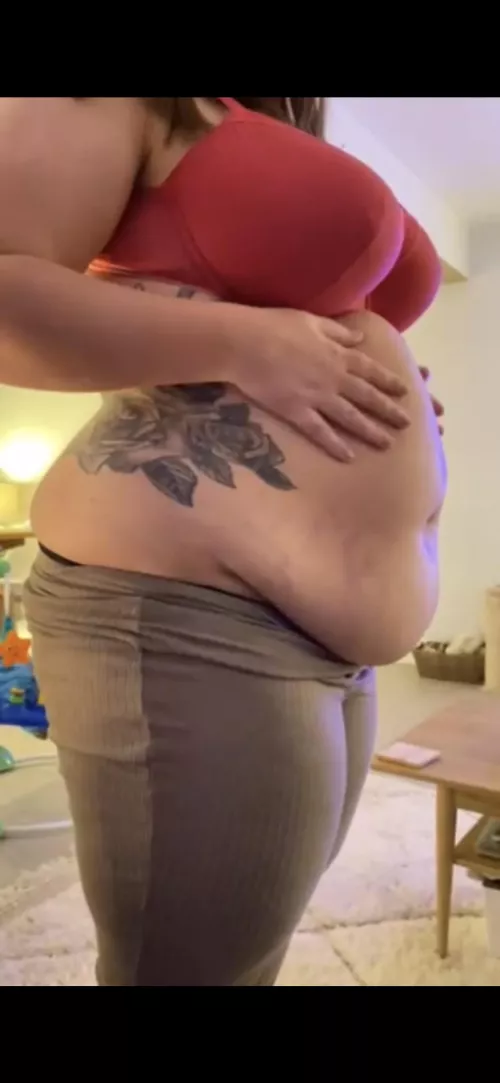 Stuffing 2000 calories ain’t easy 🥵