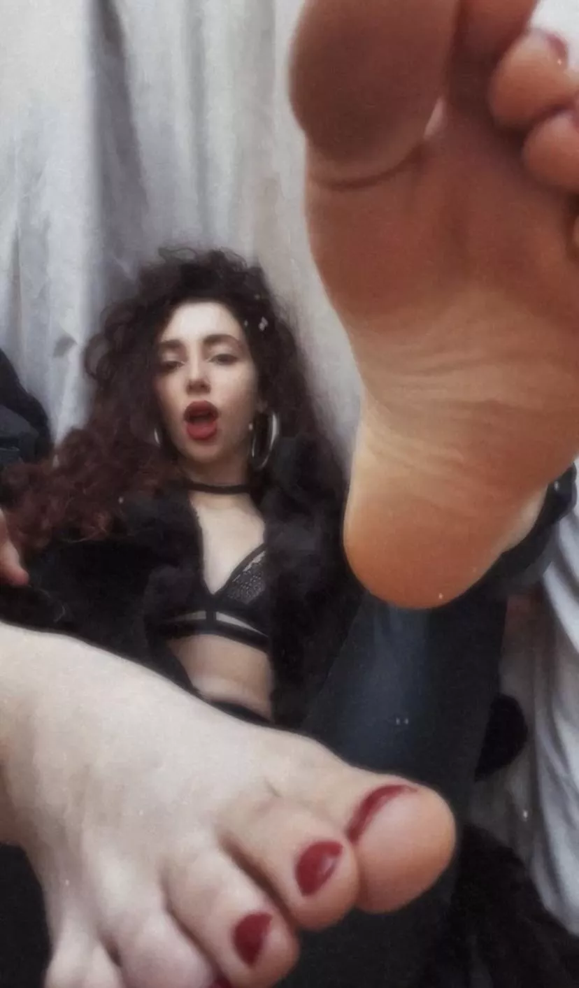 suck them👅😈
