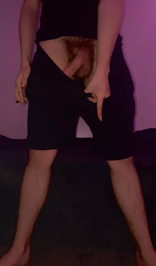 Suck this dick while I smoke 😈