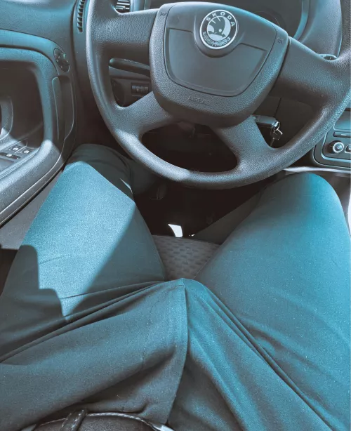 SUMMER BULGE😉☀️⛱