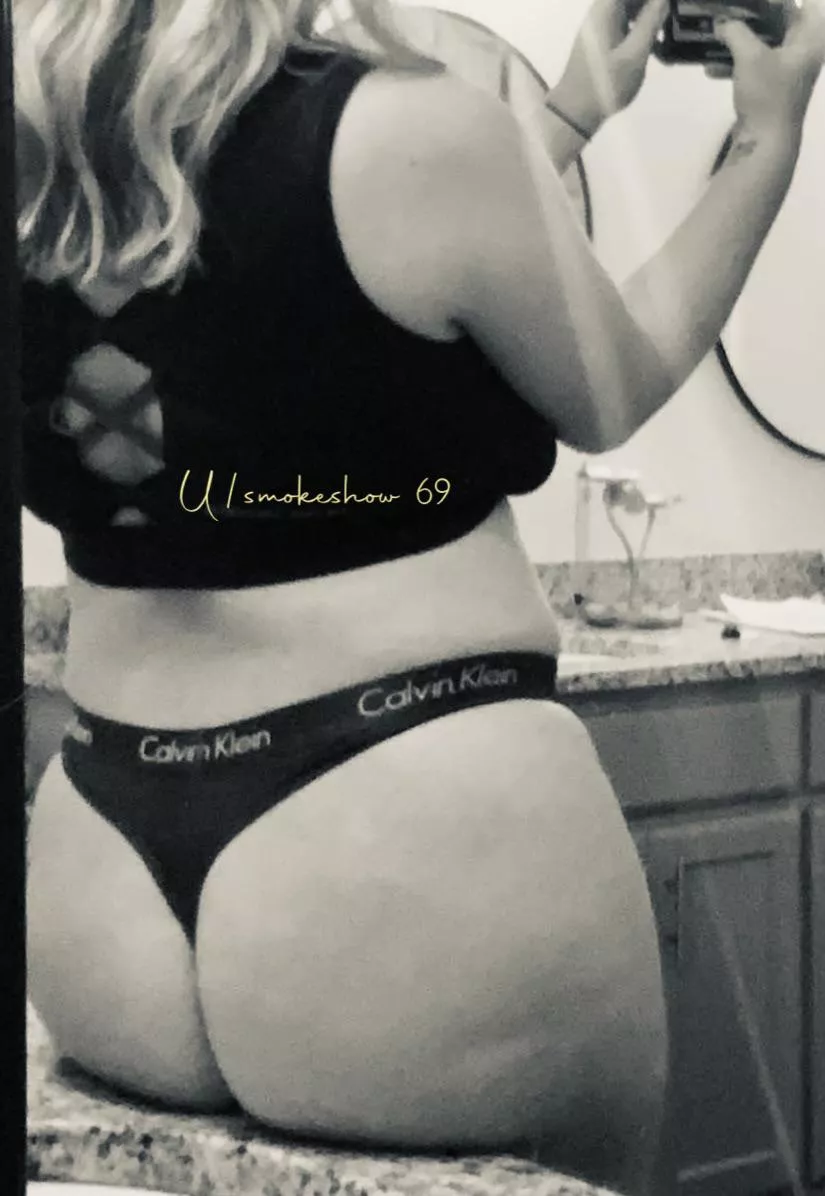 Sunday Funday with a Thick ass Milf 😘
