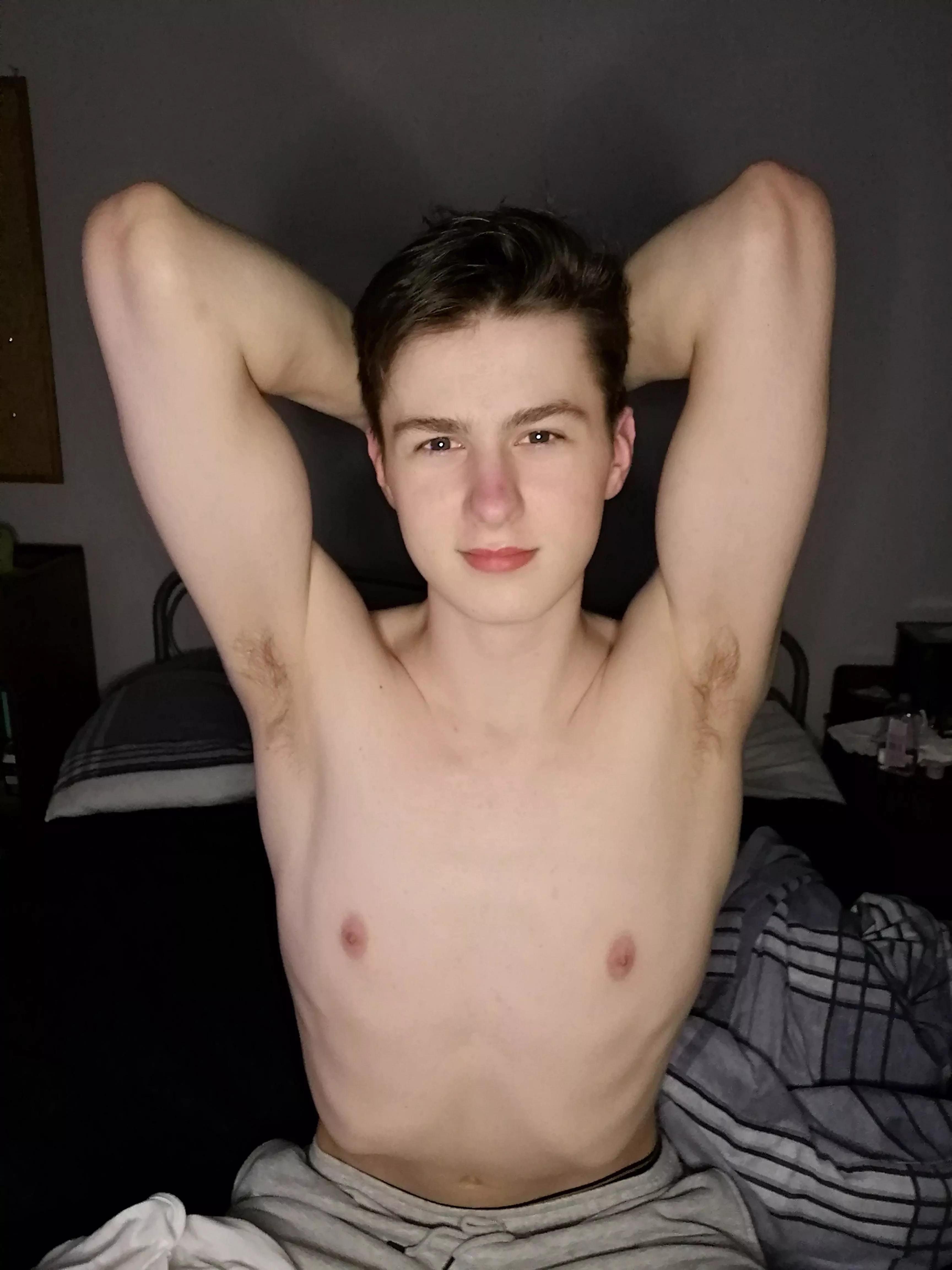 Sweaty pits