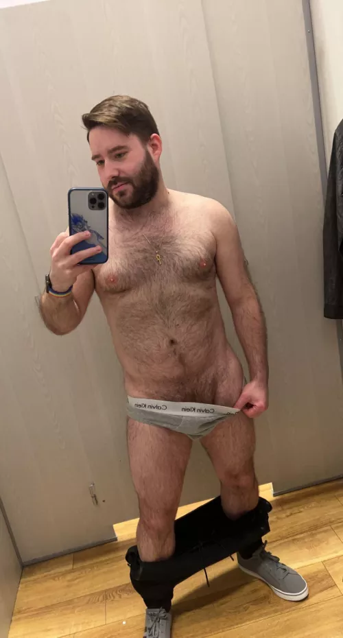 Taking advantage of changing room lighting