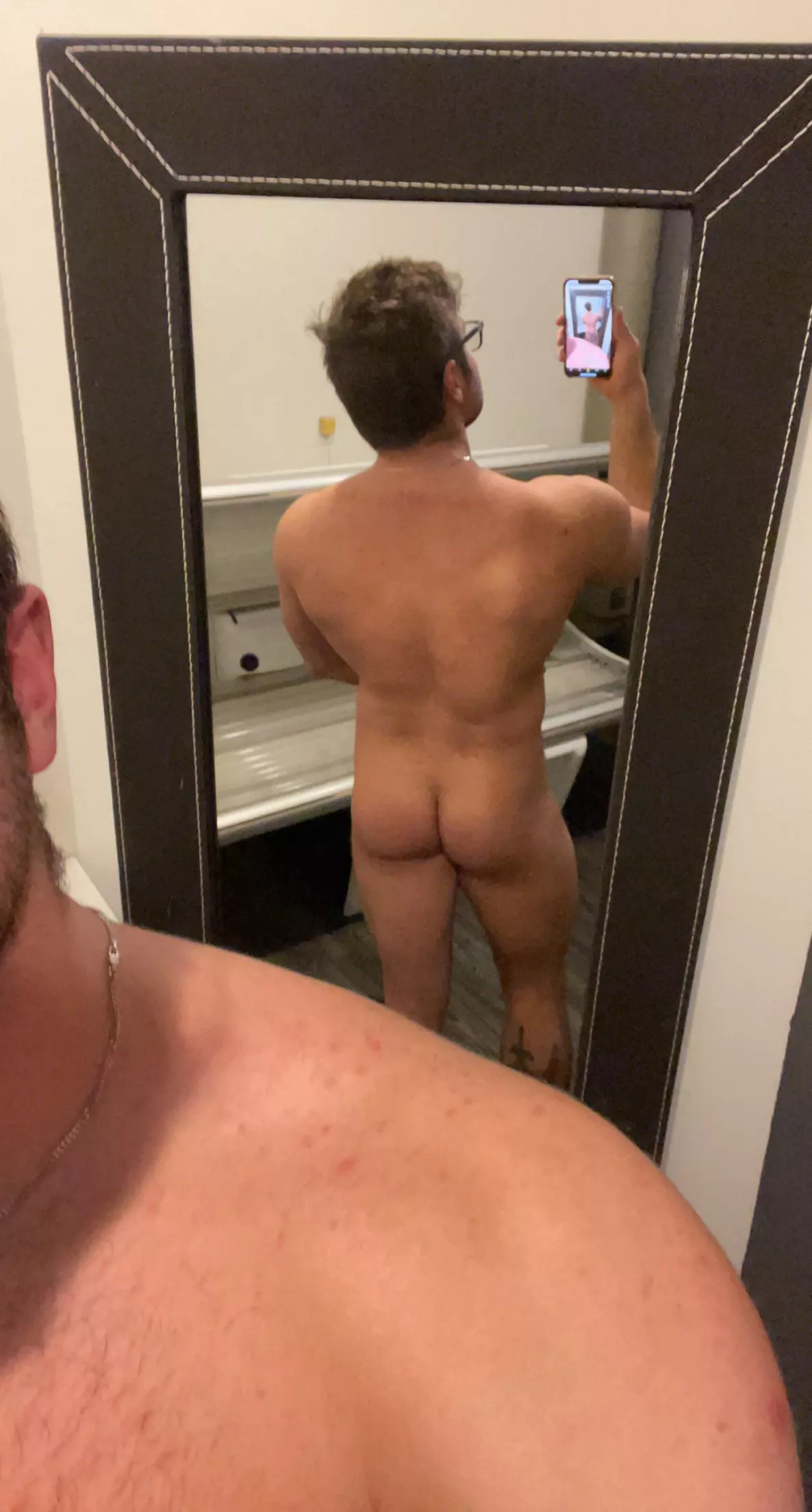 Tanning butt