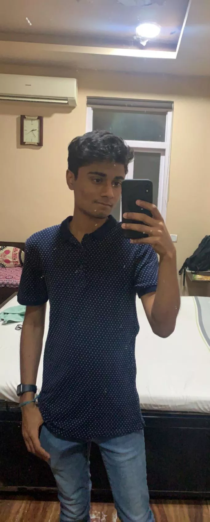 Tfw you need to clean your mirror lol