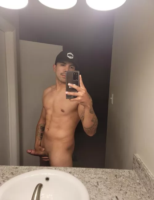 The 15 people that 👆 this post, in your mouth or ass?