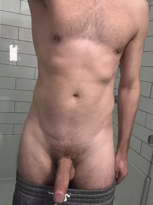 The bathroom isn’t the only thing that’s squeaky clean 🧼 (45)