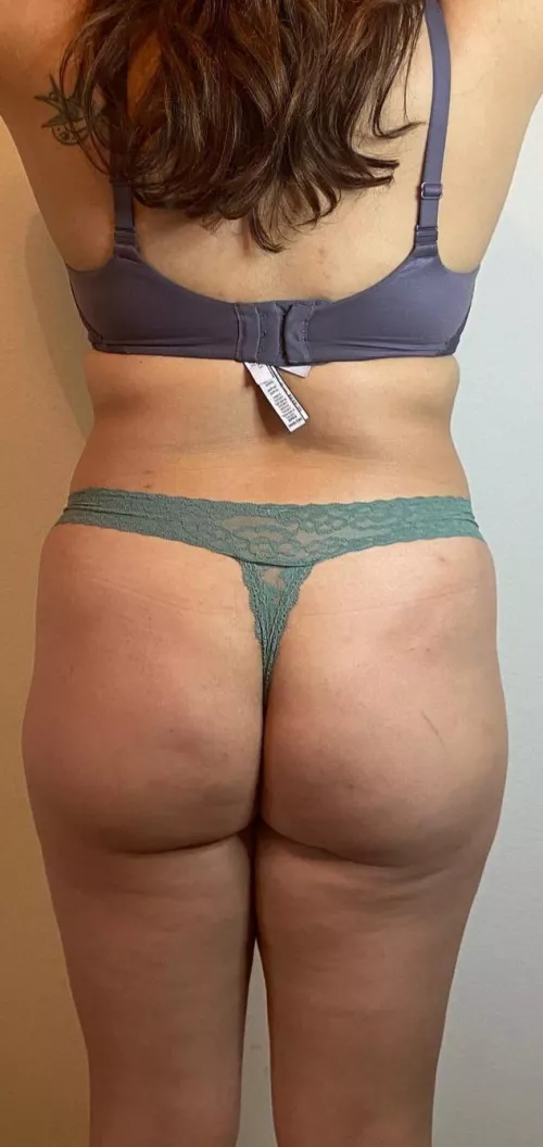 The faster this gets 30 upvote I'll post the front view