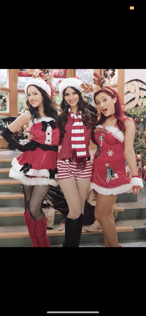 The girls wanna play Fuck Marry Kill with me. Its a catfish role play. They each get 20-30 minutes with me and then they made me decide who I’d fuck marry and kill. Liz is the bitchy goddess who wants me to obsessed with her. Ari is the nice goddess an