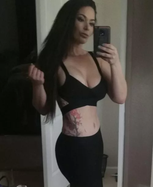 The mommy instinct is kicking in 🤭