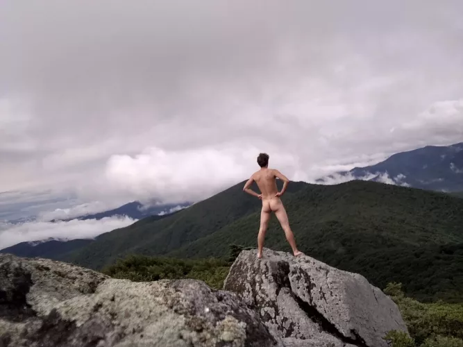 The ones who speak do not know. The ones who know do not speak.