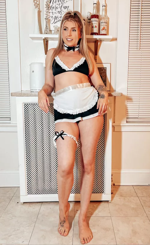 The only mess I’m not cleaning is the one you make on my face 💦