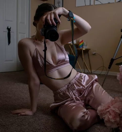 the satin is easy to slip under... 😈