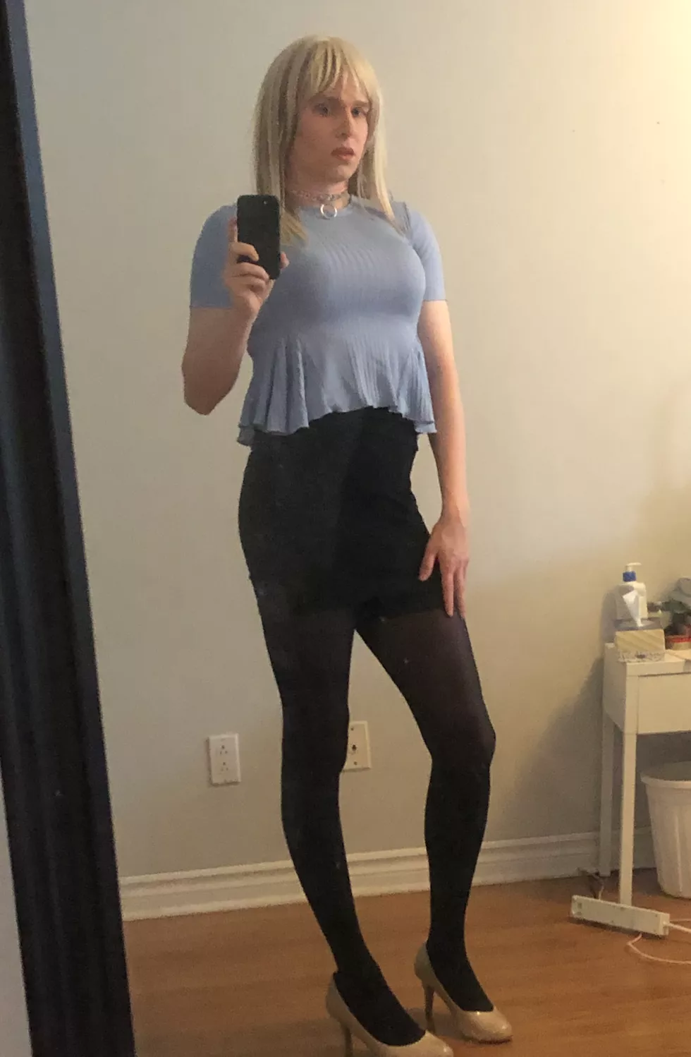 The selfie I send you before Ubering to your home office to play secretary—you're the boss tonight, Daddy! 💁🏼♀️ The selfie I send you before Ubering to your home office to play secretary—you're the boss tonight, Daddy! 💁🏼♀️