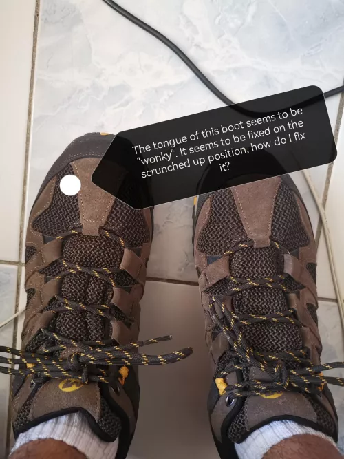 The tongue of my boot bunches up (see image)