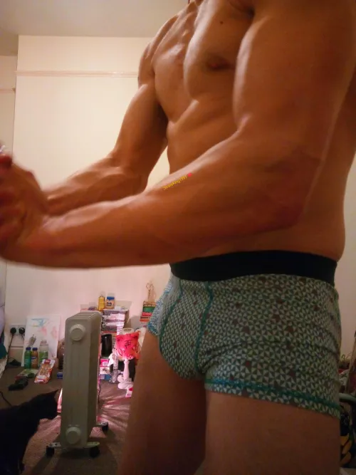 These arms can chop wood 💪😝💗