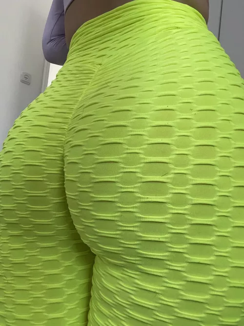 They fit so tight 💚