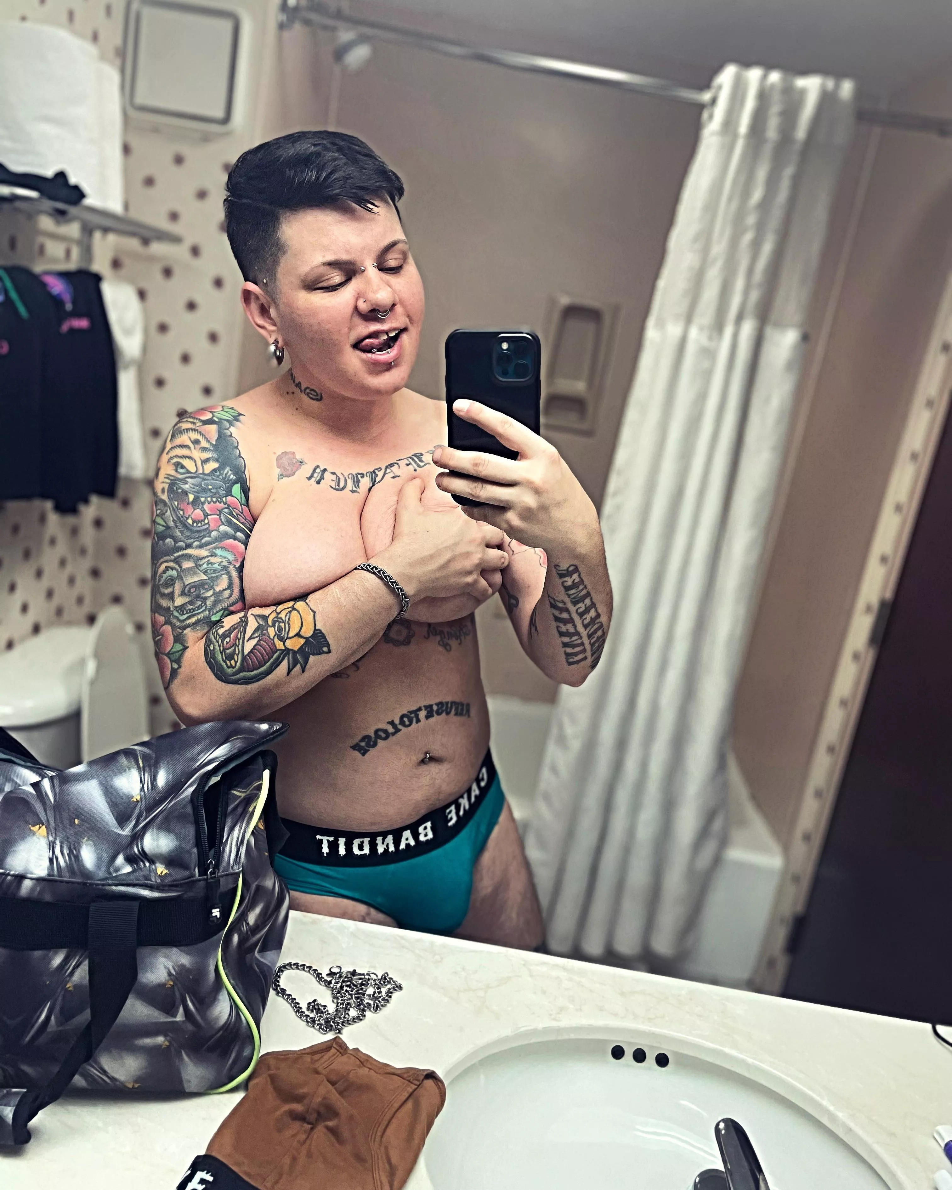 Thicc. Queer. Animal. 😈