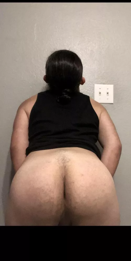 Thick juicy man ass🍑