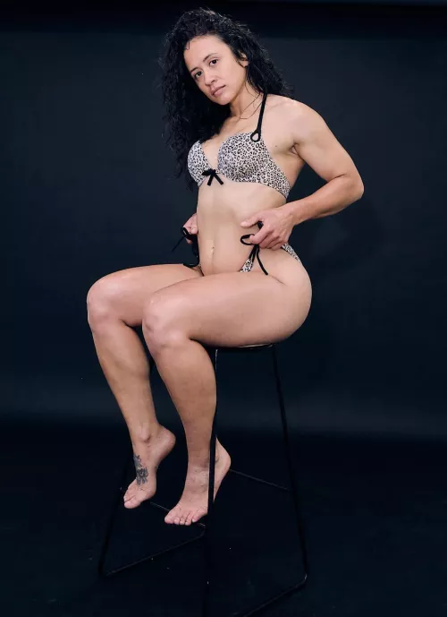 Thick thighs save lives and smother the weak 🤎🖤🐆