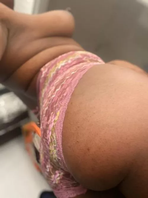 thick this black ass of mines needs superior attention 🥰👅 WICKR// FineAssSub